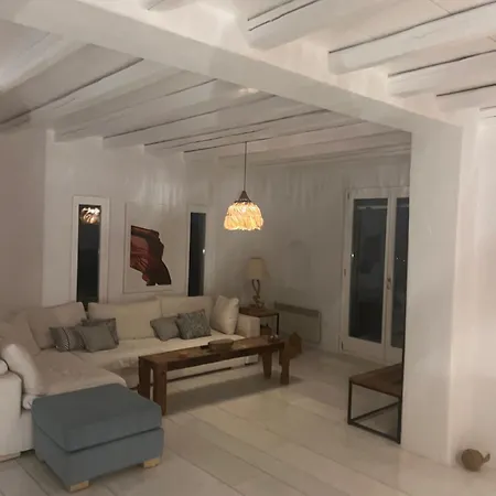 Luxurious Oasis In Paros *