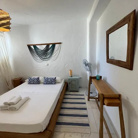 Luxurious Oasis In Paros Villa *