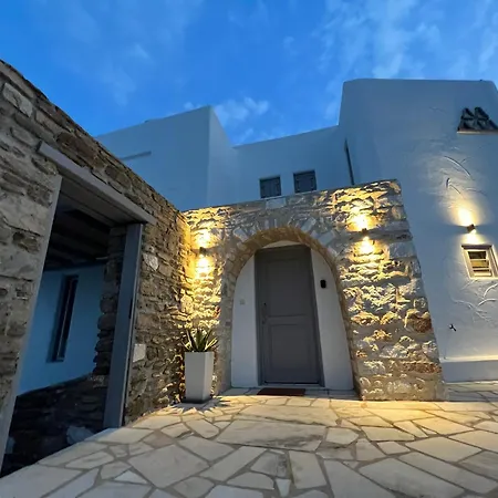 Luxurious Oasis In Paros Villa *